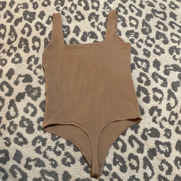 Abercrombie Cotton Blend Seamless Tank Bodysuit - Picture 7 of 7